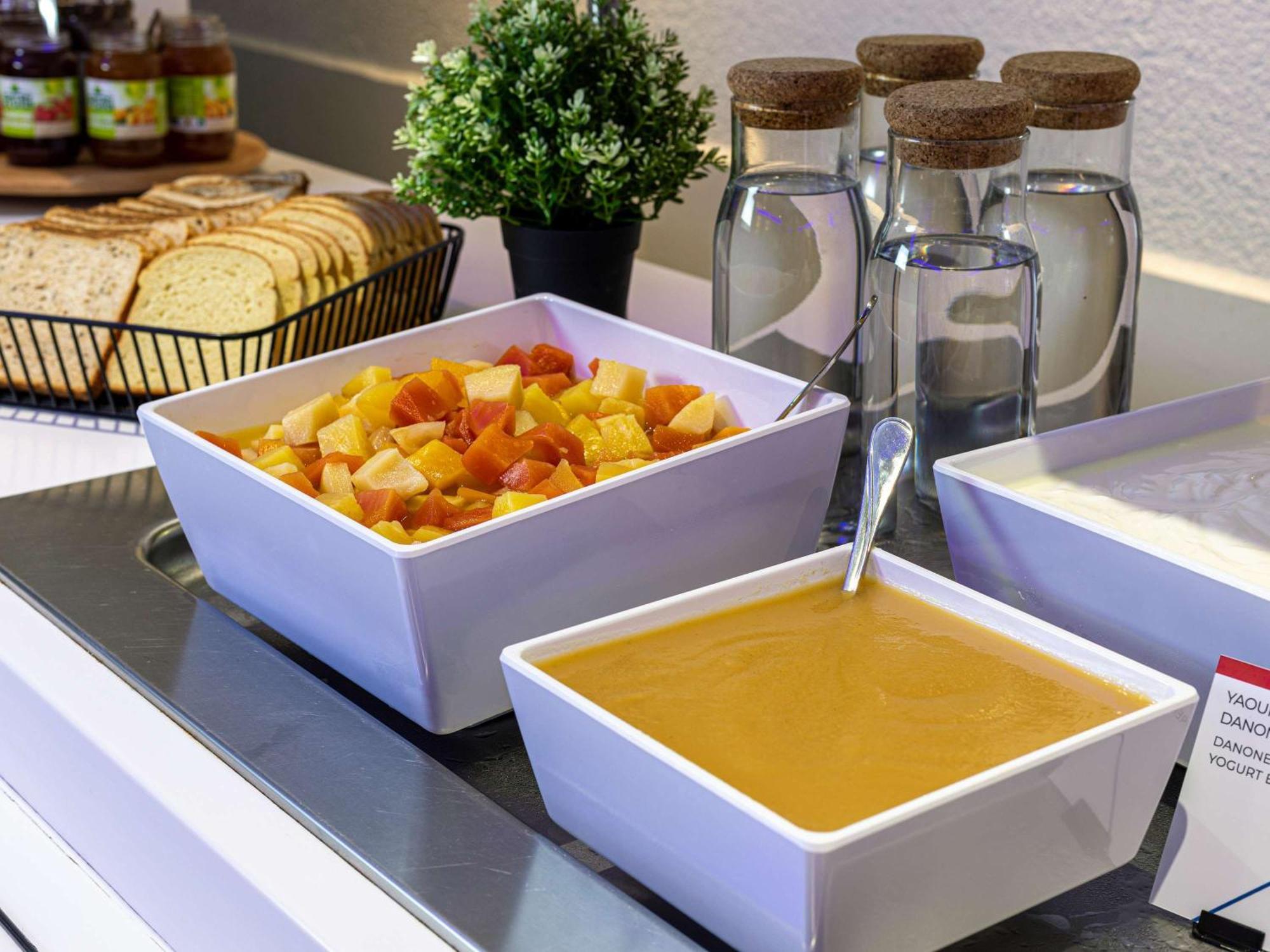 Ibis Budget Caen Mondeville Мондвіль Екстер'єр фото