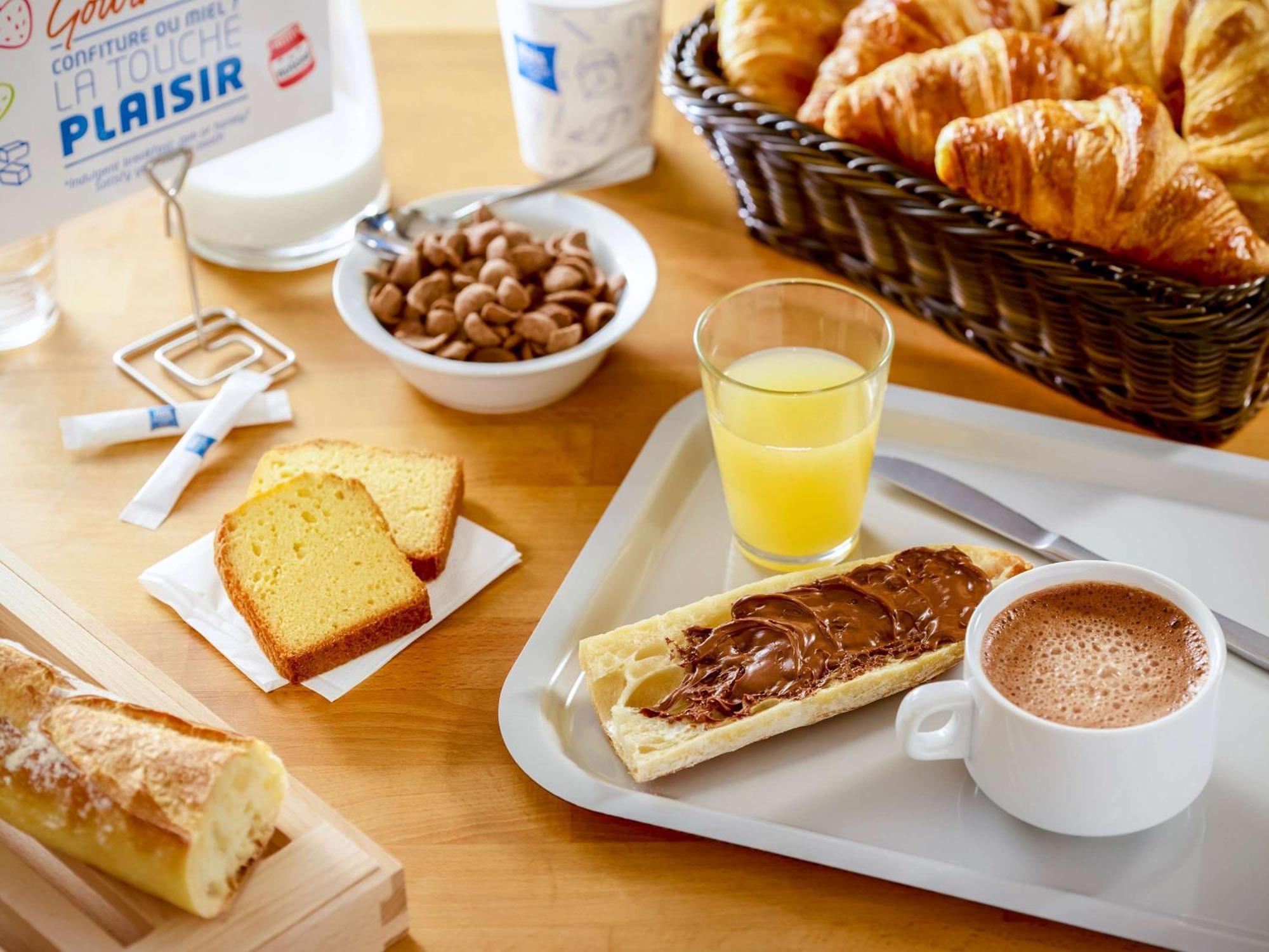 Ibis Budget Caen Mondeville Мондвіль Екстер'єр фото